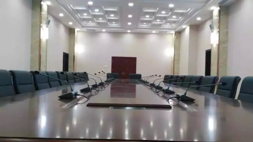 新疆库尔勒巴州政府会议室