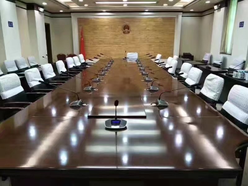 新疆巴卅人民政府常务会议室